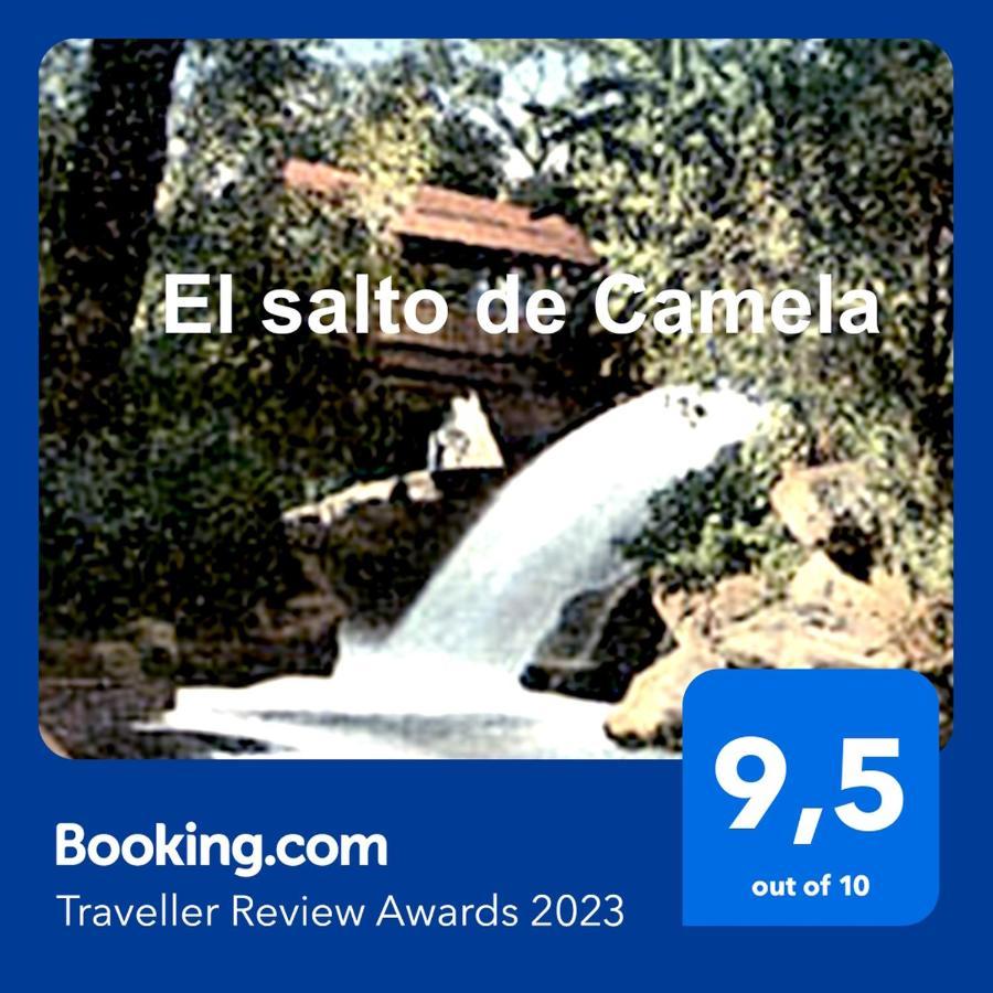El Salto De Camela Hostal Uruapan  ภายนอก รูปภาพ